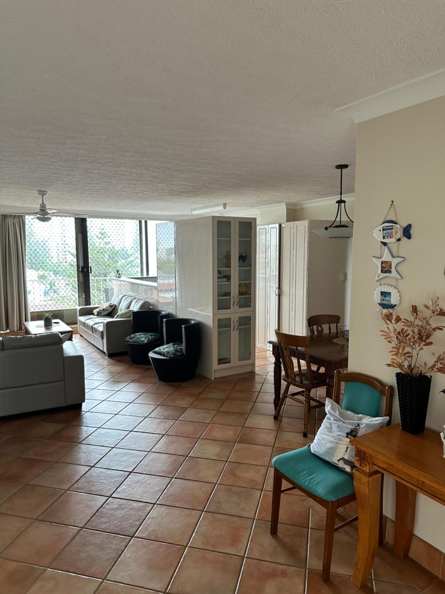 Queensleigh Holiday Apartments Broadbeach Kültér fotó