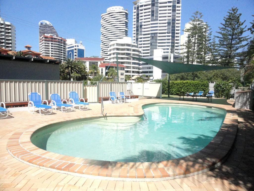 Queensleigh Holiday Apartments Broadbeach Kültér fotó