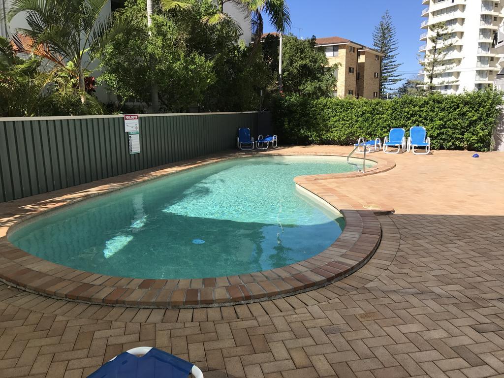 Queensleigh Holiday Apartments Broadbeach Kültér fotó
